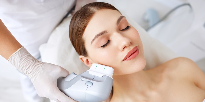 How Fat Freezing and HIFU Work Together? 4 book a personalised consultation of Fat Freezing and HIFU Together Braintree